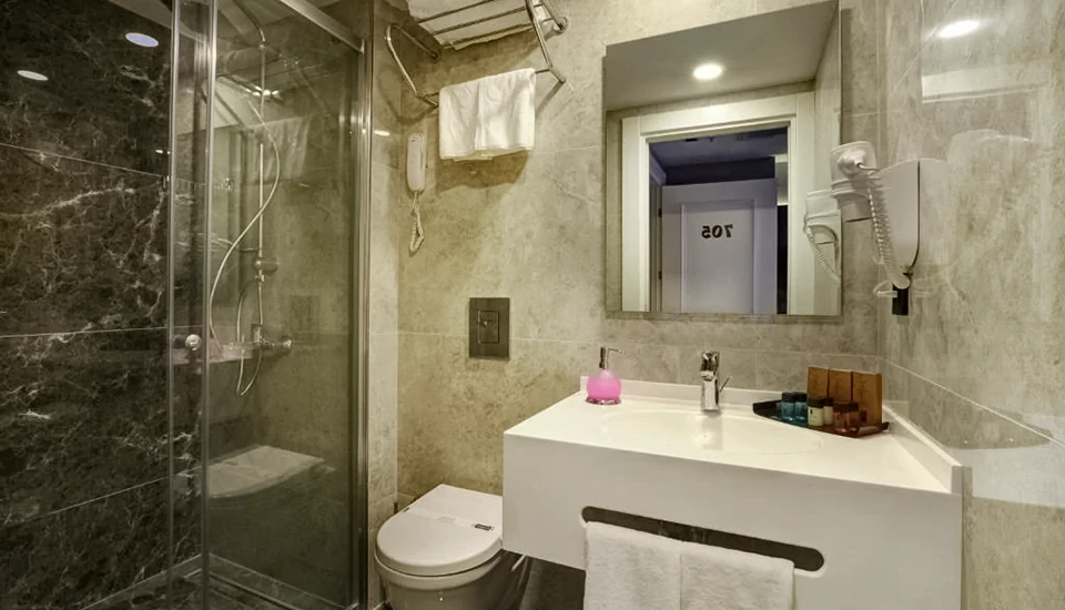 هتل دورا پرا استانبول